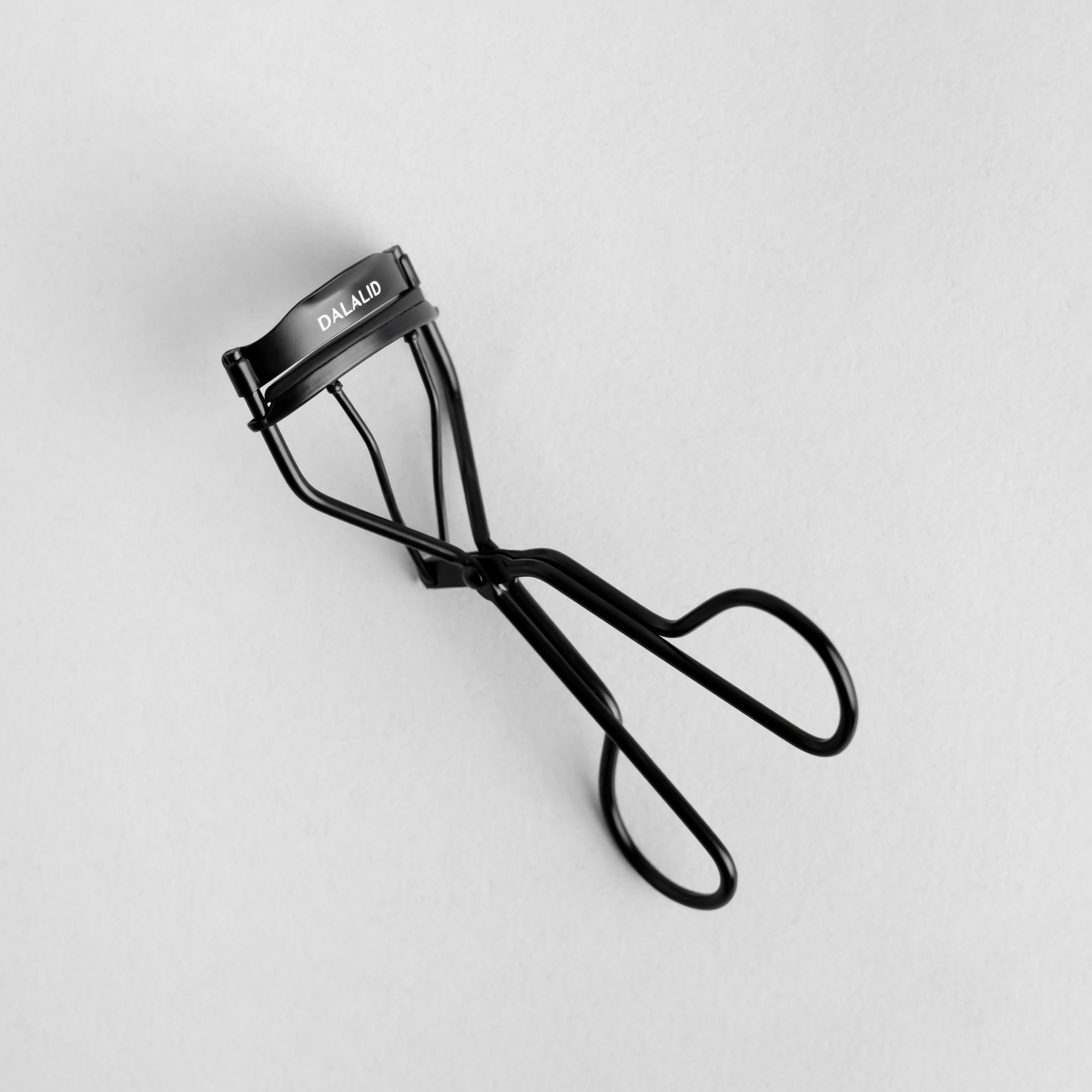 LASH CURLER